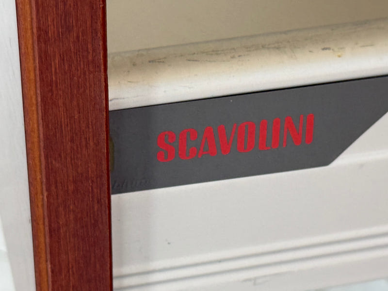 Cucina Scavolini con penisola e dispensa