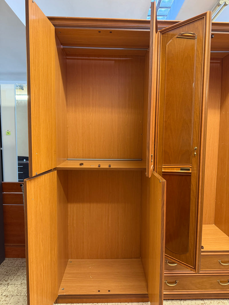 Armadio da camera stile classico