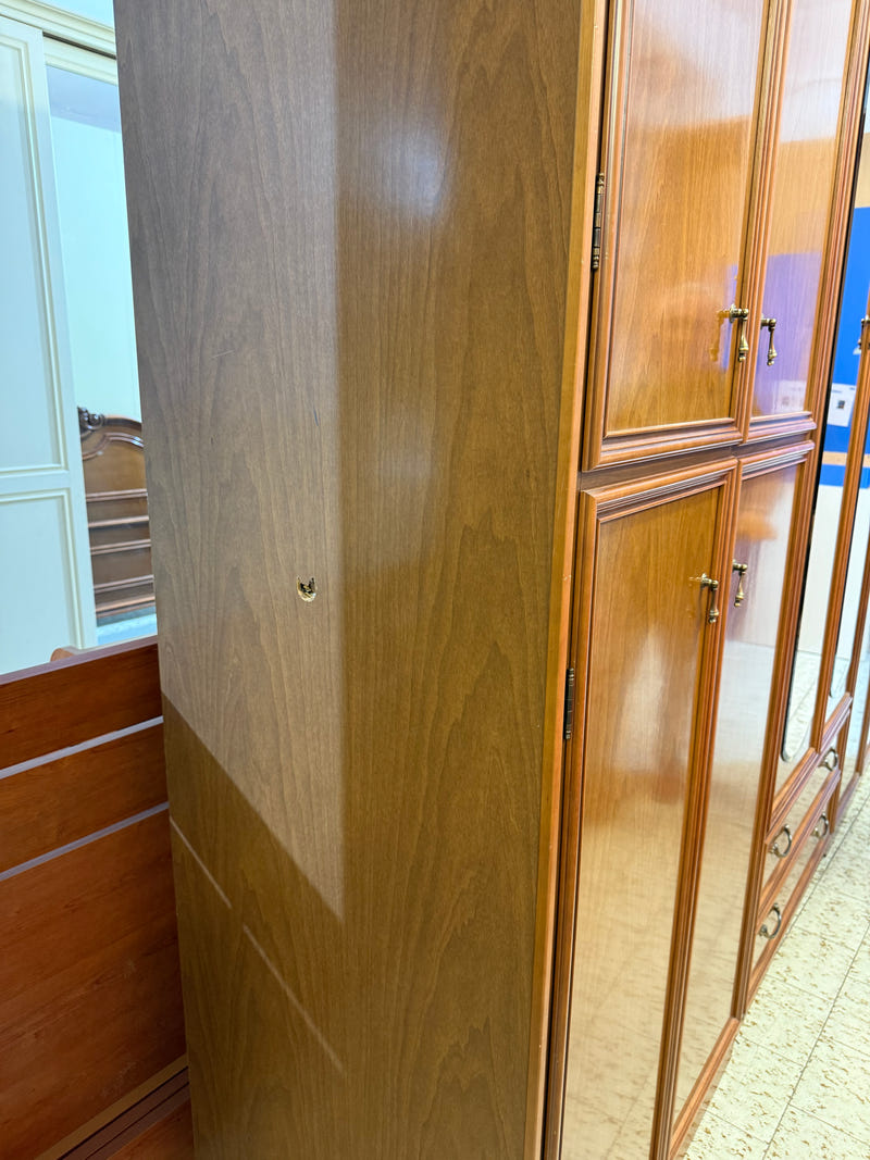 Armadio da camera stile classico