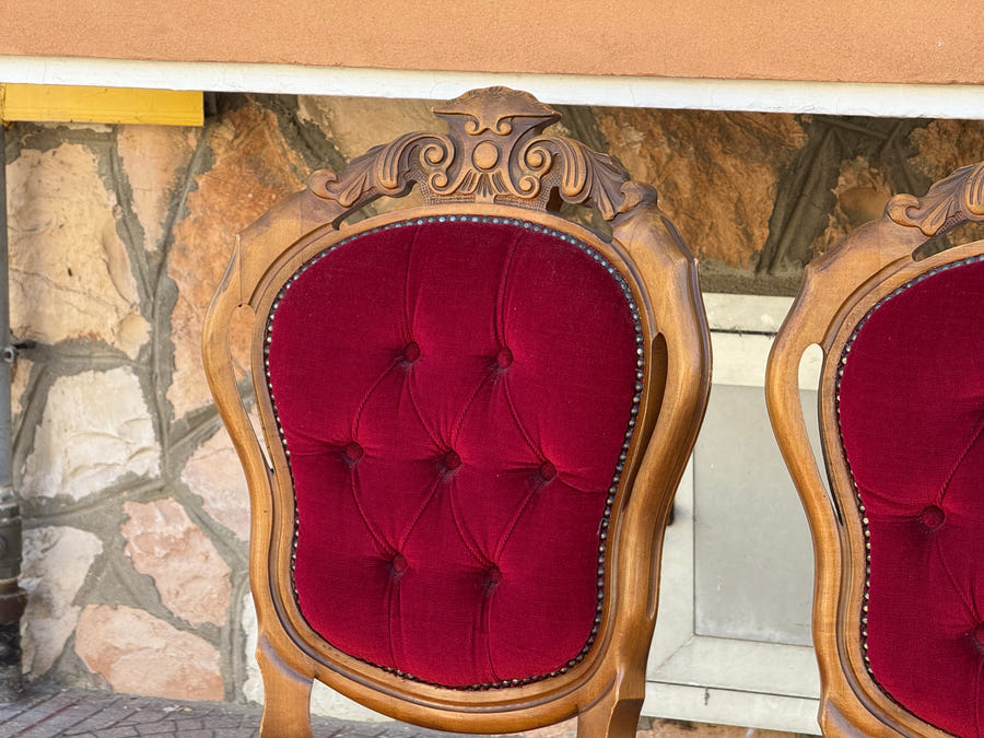 Sala completa in radica di noce: credenza + tavolo+ sedie