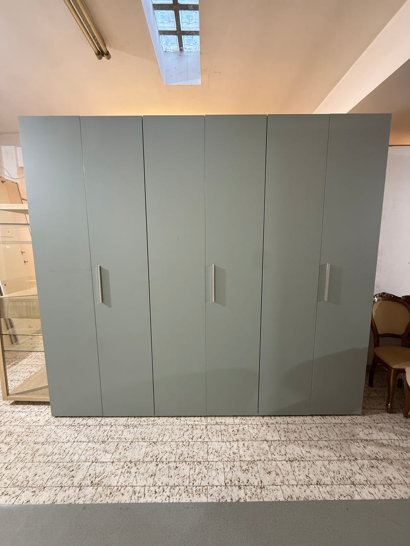 Armadio 6 ante battenti da Expo