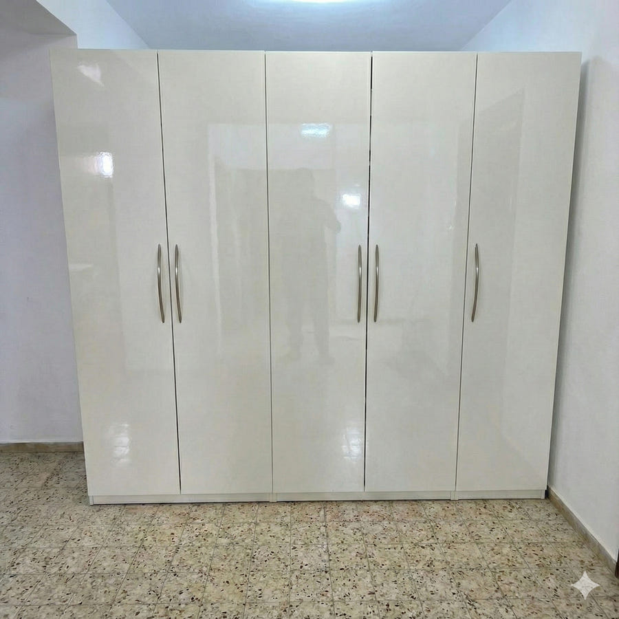 Armadio IKEA bianco lucido