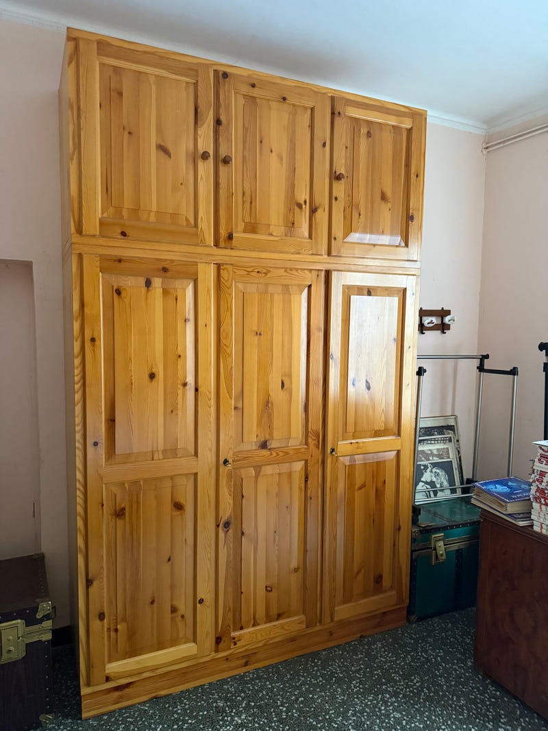 Armadio in abete