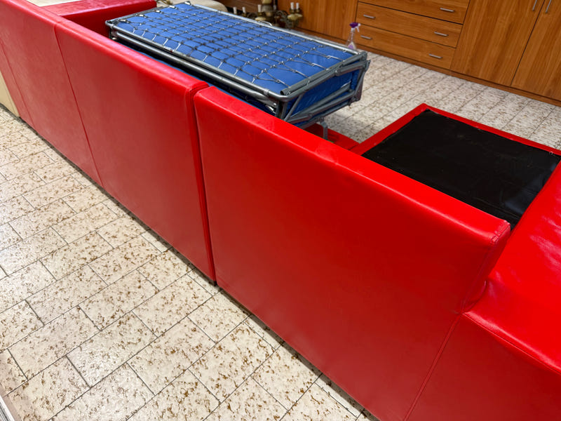 Divano letto angolare in pelle