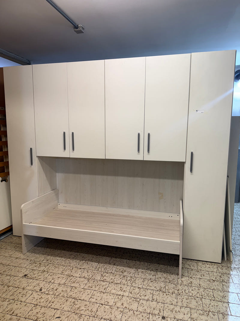 Cameretta a ponte moderna