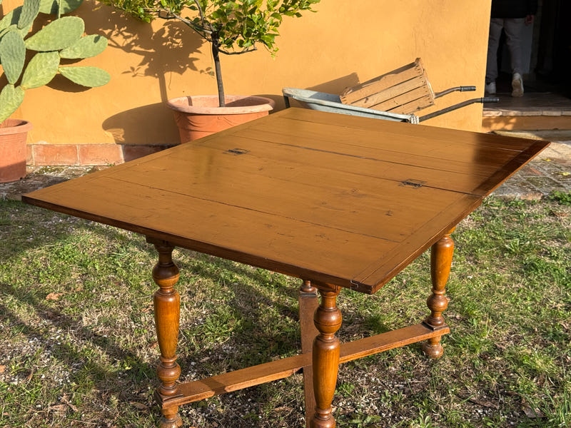 Tavolo a libro piano girevole epoca  900 in olmo