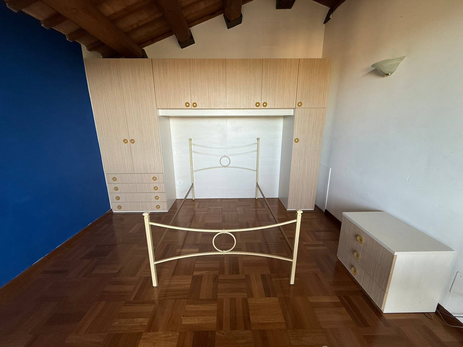 Camera a ponte con letto 1 piazza e mezza e rete