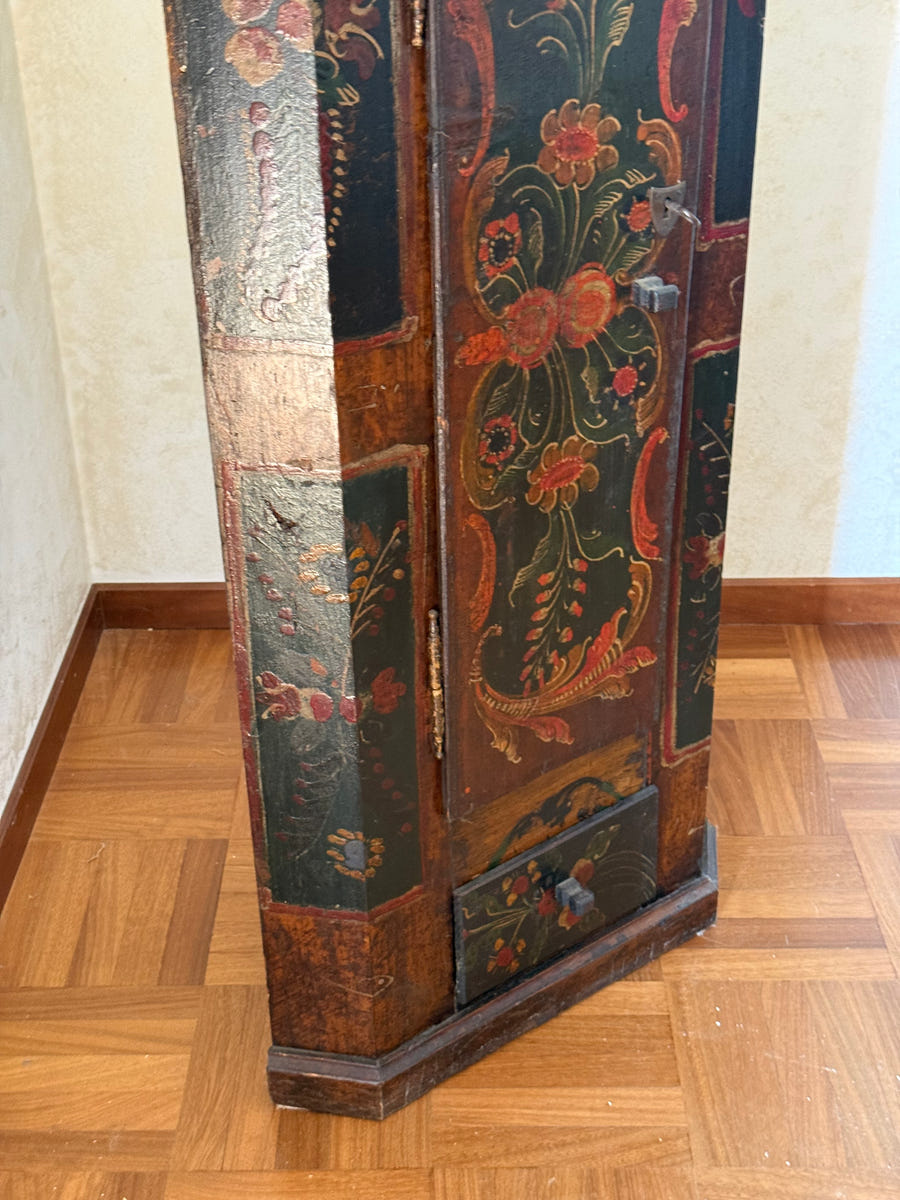 Angoliera in legno Spagnola fine ‘800