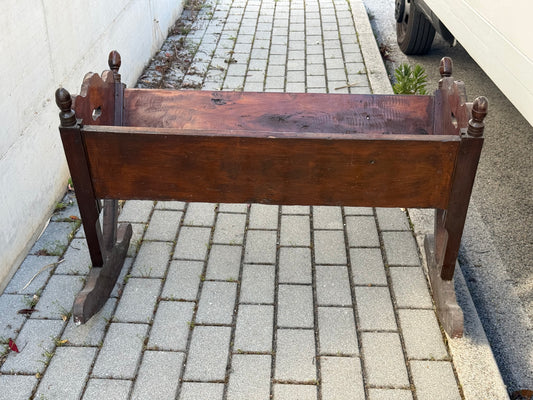 Antica culla in legno fine ‘800
