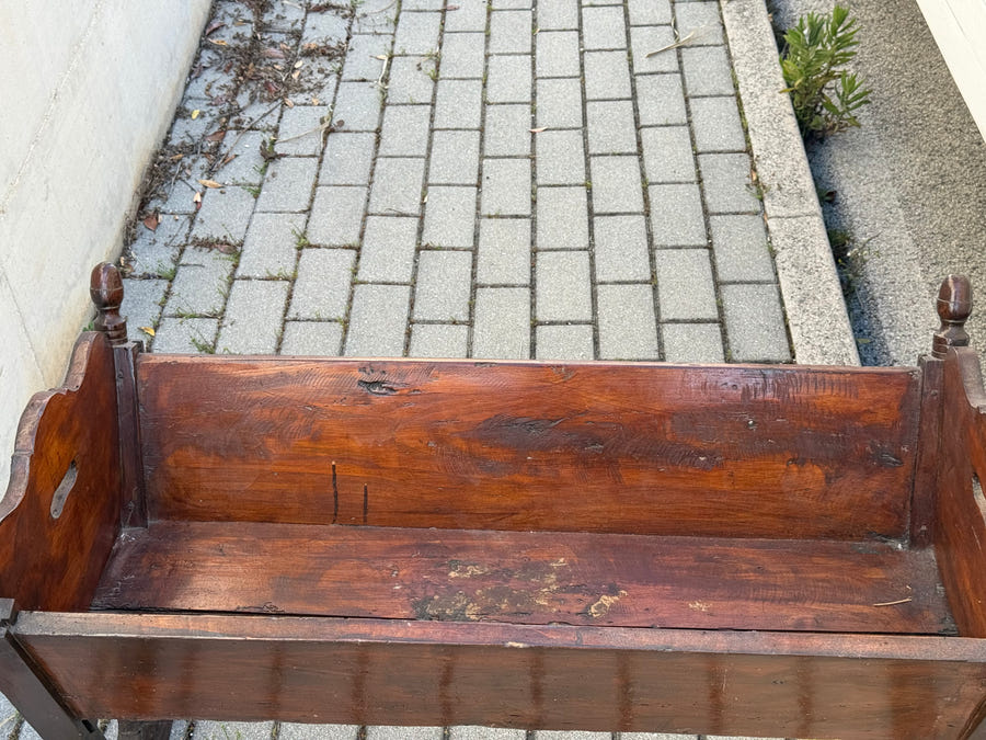 Antica culla in legno fine ‘800