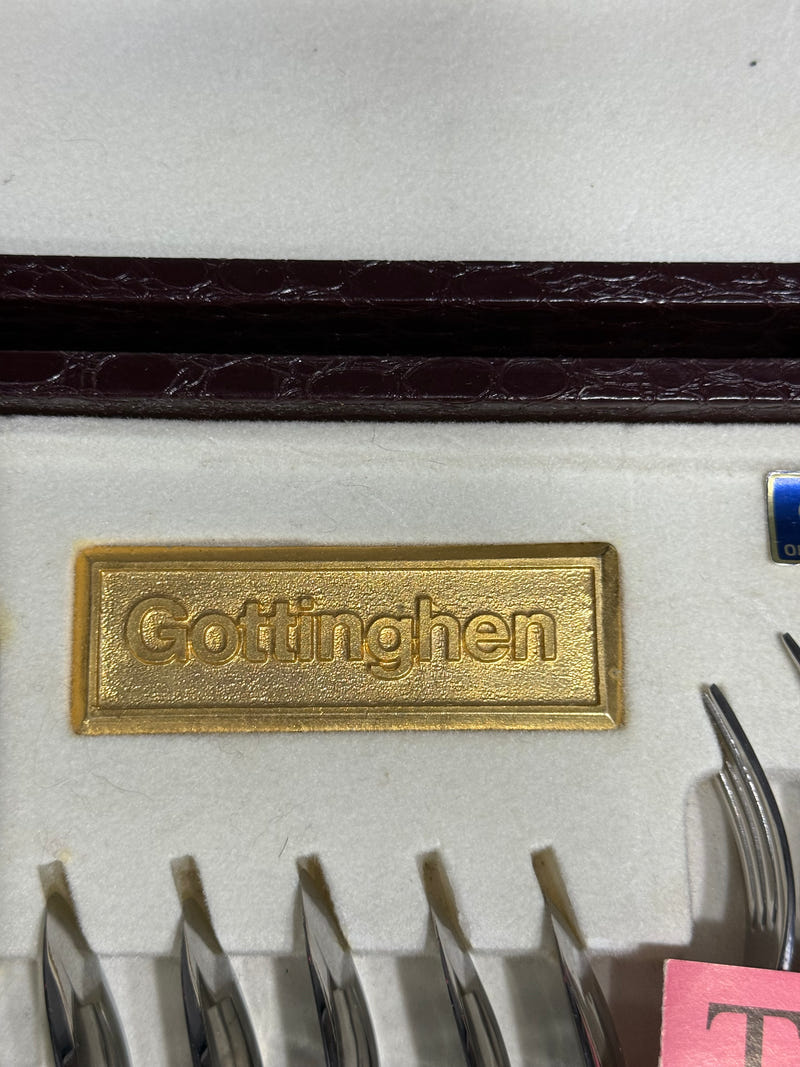 Set Posate Gottinghen 36 pz – Acciaio 18/10 e Oro