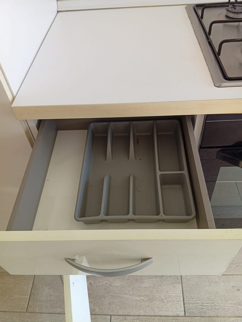 Cucina 255 cm con difetti