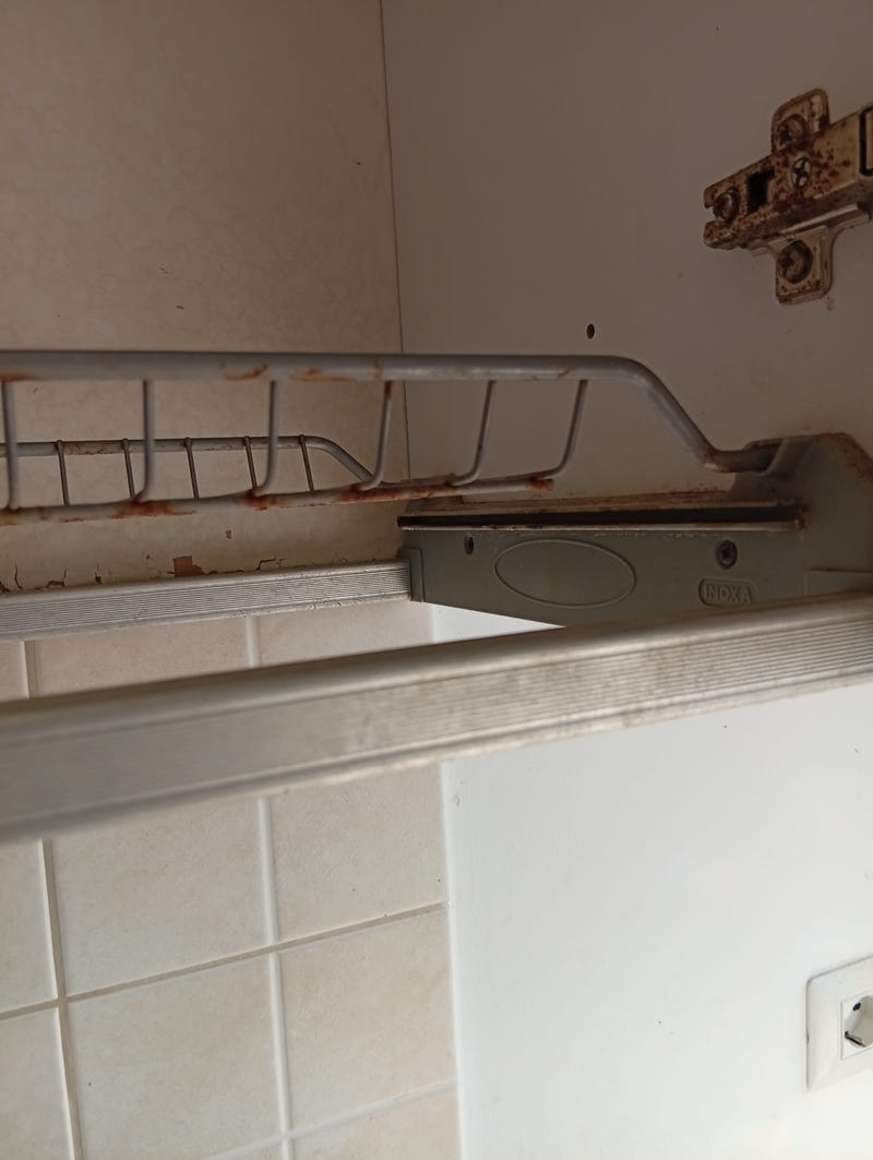 Cucina 255 cm con difetti