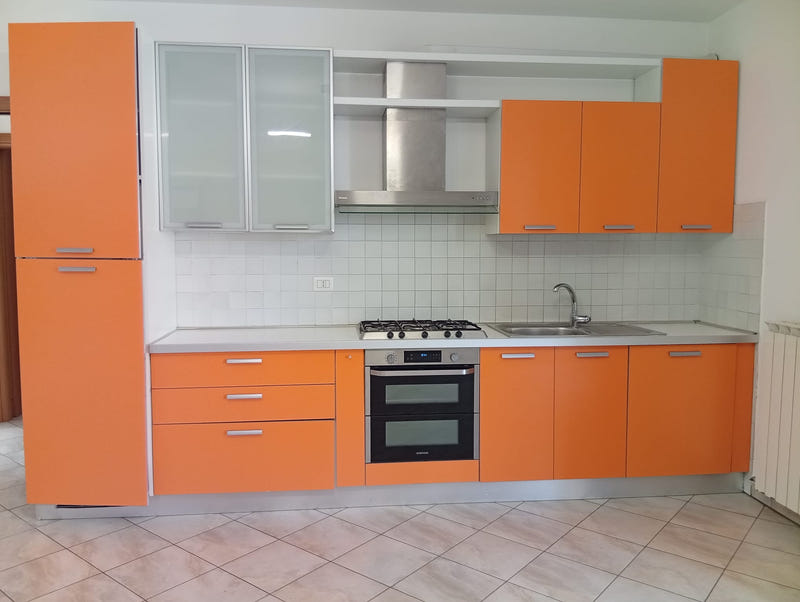 Cucina lineare (LEGGI BENE)